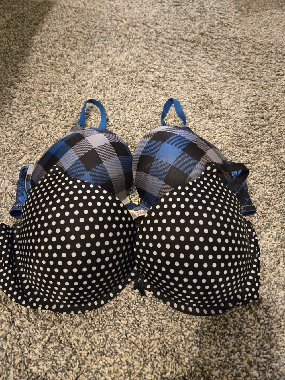 Lot of 2 Victoria's Secret Push Up Bras 36D Polka Dot Plaid